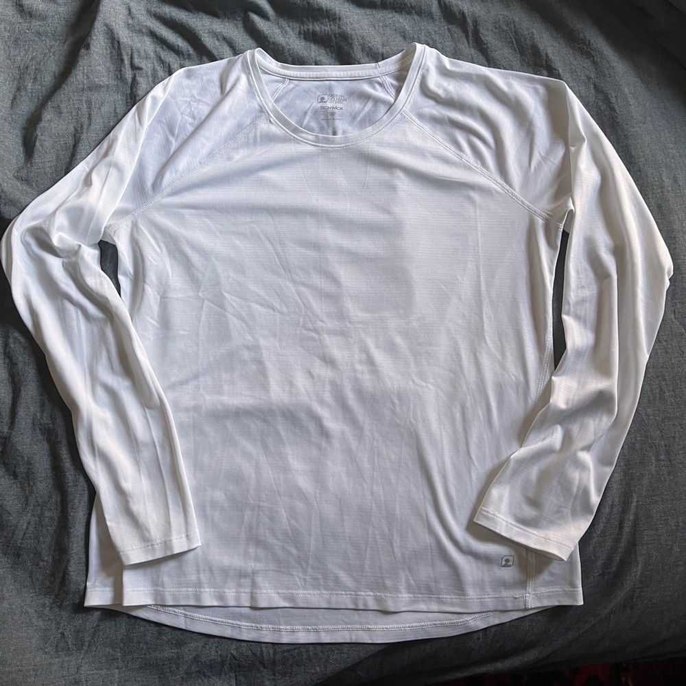Woman TechWick whites long sleeve t-shirt, size Large